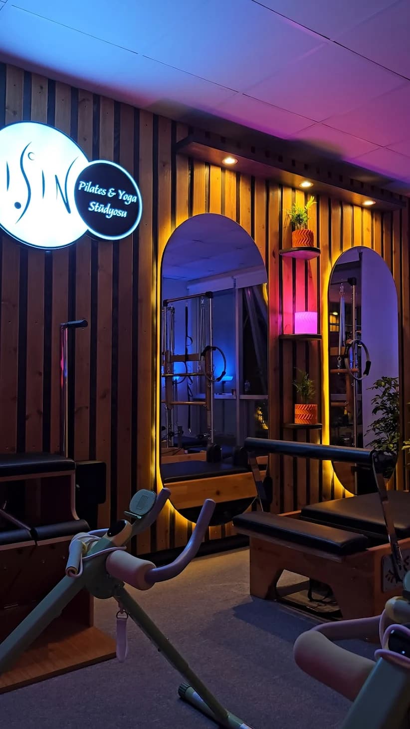 Reformer Ekipmanları - Modern ve temiz